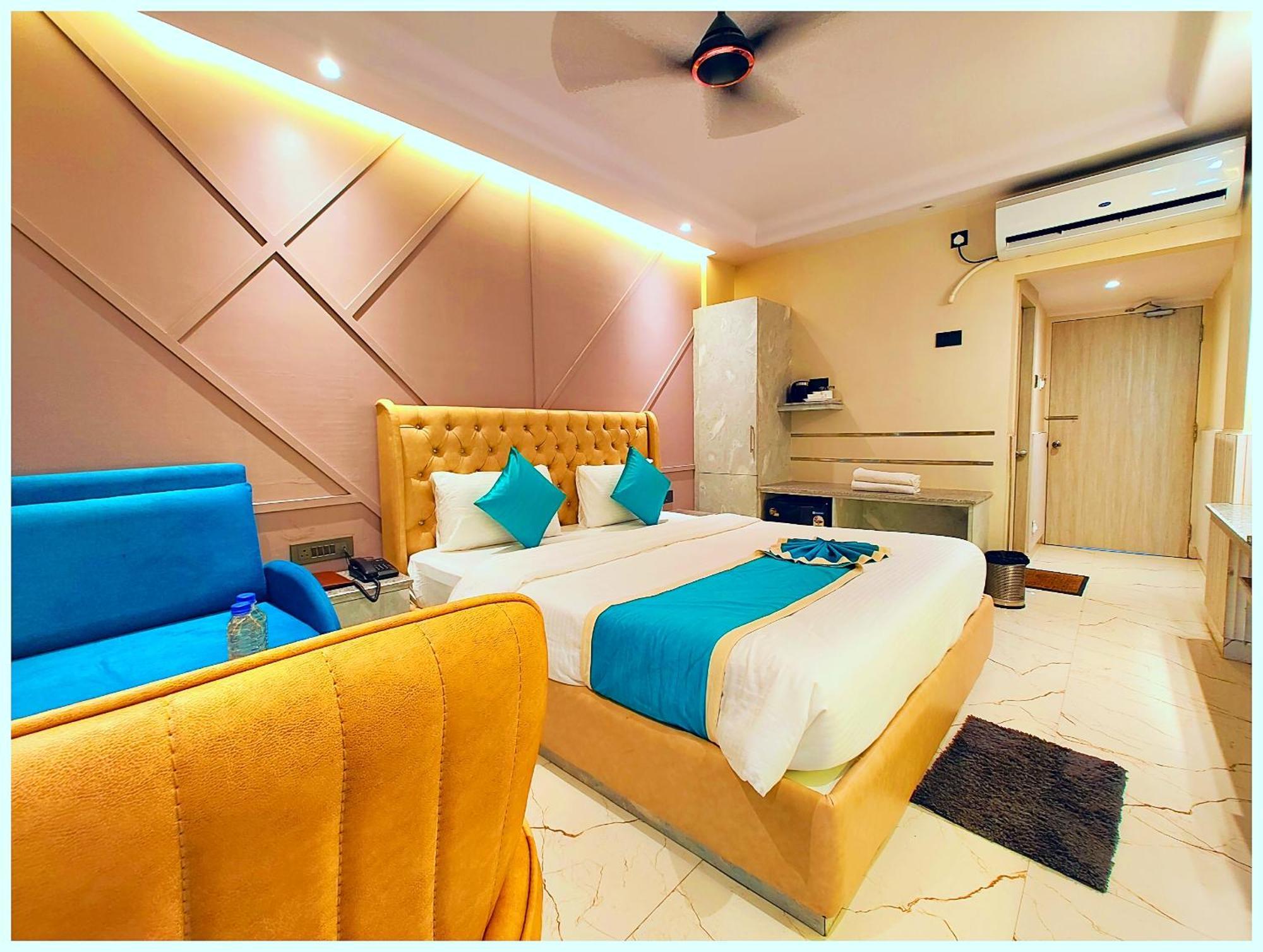 Puri Hotel D R E A M L A N D Near Sea Beach - - Restaurant & Parking Facilities - Prime Location With Luxury And Spacious Room - Book Now Экстерьер фото